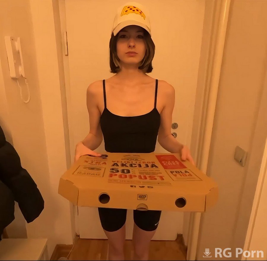 Cutie Kim - Sexy Delivery Pizza Girl Fucked FullHD