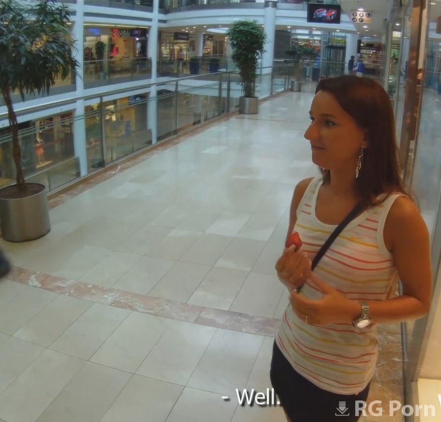 Promesita - Picked Up And Fucked A Girl In A Shopping Mall HD