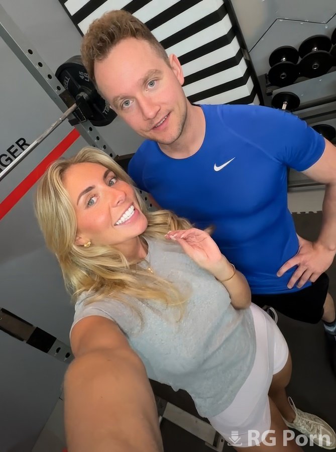 Bonnie Blue - British Woman Fucks Her Trainer In The Gym FullHD