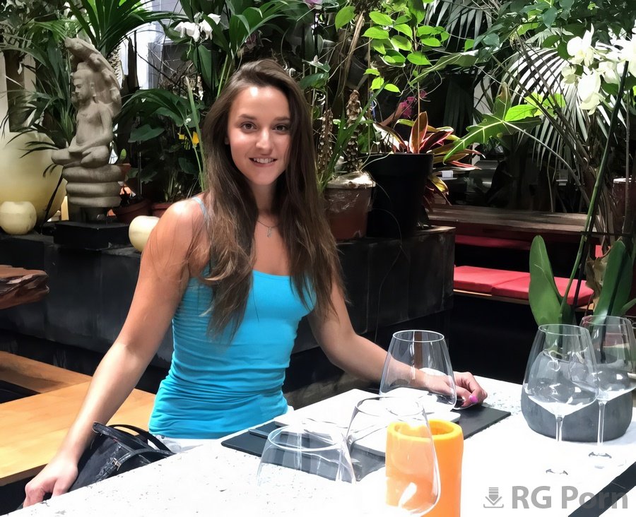 Amirah Adara - Fuck After First Date With Cute Girl FullHD