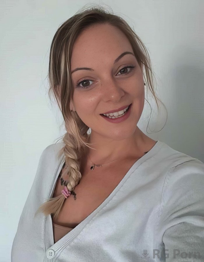 Tiffany Leiddi - French Milf Cheats On Husband With Stranger In Small Town FullHD