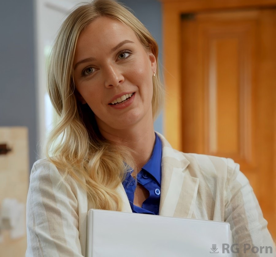 Stella Sedona - Realtor Fuck In The Ass FullHD