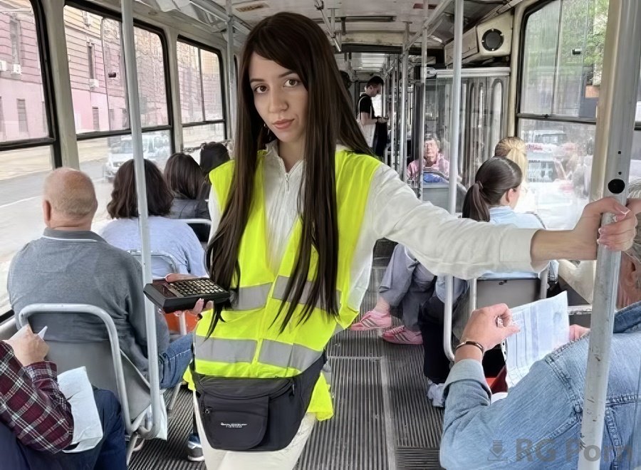 Katty West - Pickup And Fuck Bus Conductor FullHD