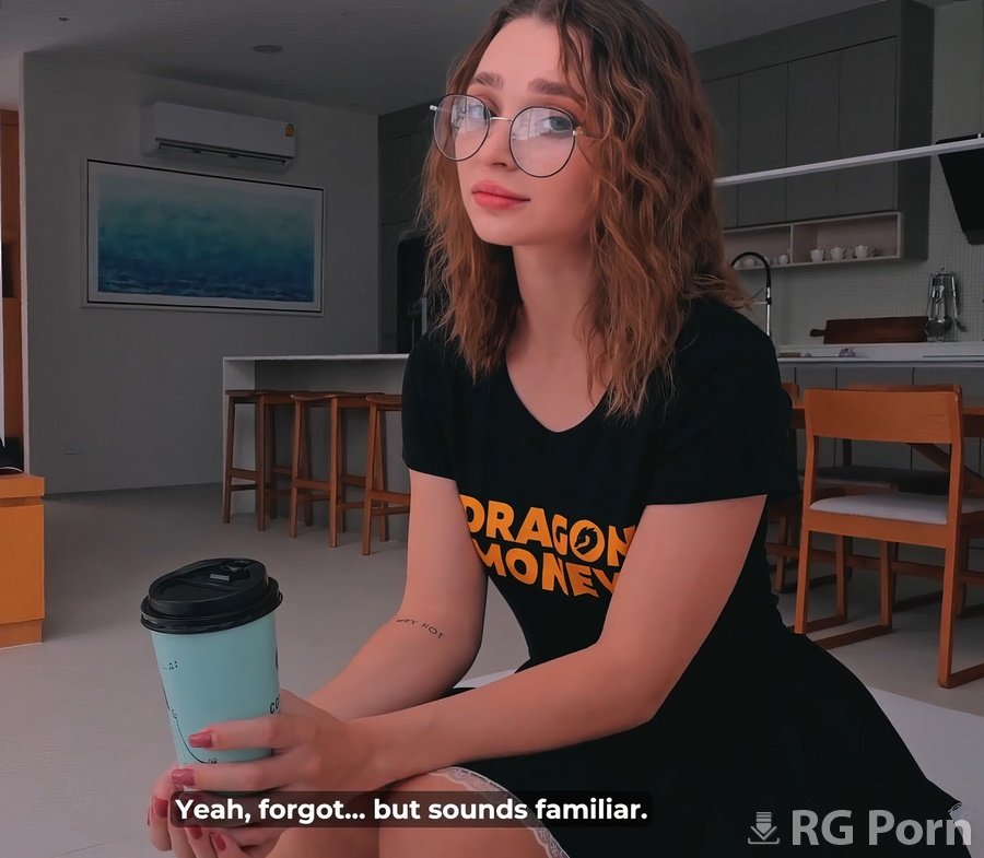 Maya Lis - Girl Asks Friend To Teach Her How To Mine Bitcoins FullHD