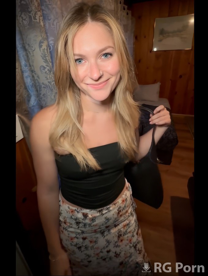 The.Princess.Jess - I Quickly Fucked My Best Friend's Cute Girlfriend FullHD