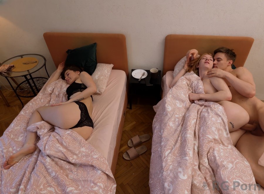 Crystal White, Alexis Wilson - Triple Dorm Room Fun Massive Cock Guy And Two Girls UltraHD/4K