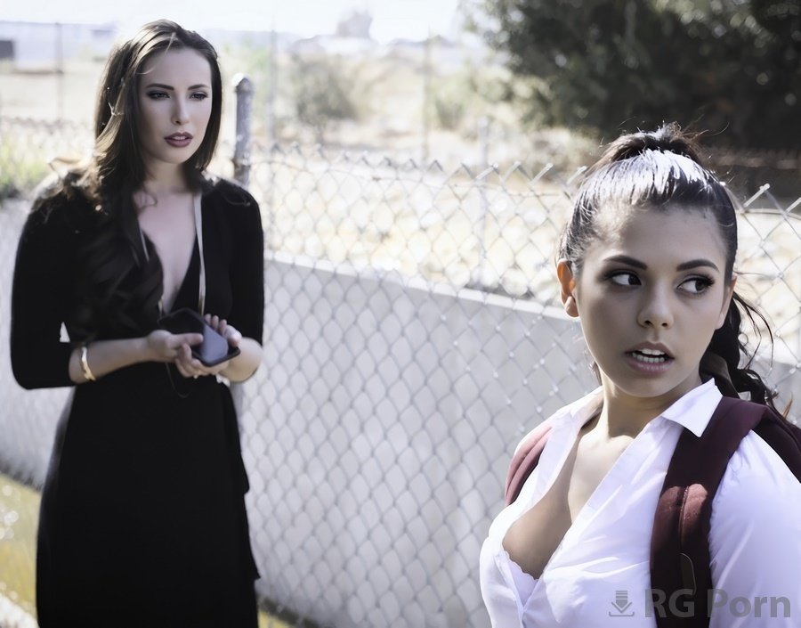 Gina Valentina, Casey Calvert - Don'T Talk To Strangers FullHD