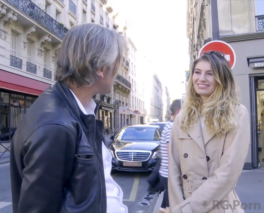 Candice Demellza - A Beautiful French Woman Is Offered A Role In An Erotic Film FullHD