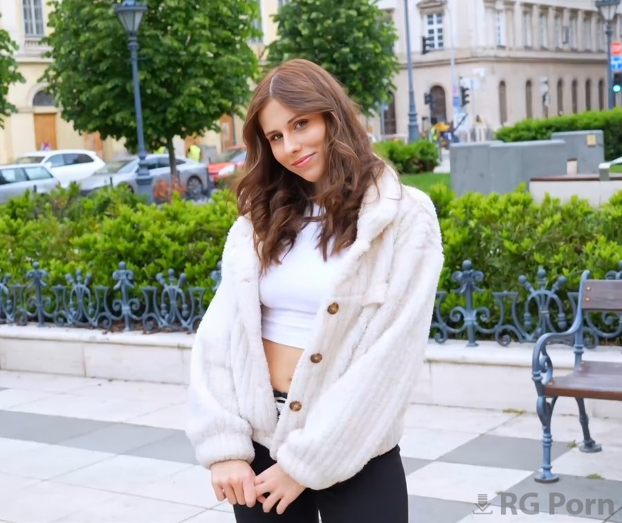 Amber Slassh - The Beauty Is Filming Porn For The First Time And Is Very Nervous UltraHD/4K