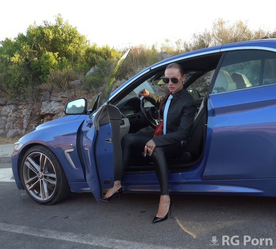 Angel Desert - LadyBoss In Leather Pants Masturbate In the Car UltraHD/4K