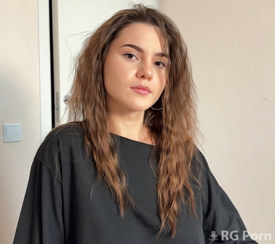 Kisselka - A Virgin Guy Asks His Hot Slutty Girlfriend To Have Sex With Her And Take His Virginity 1080p FullHD