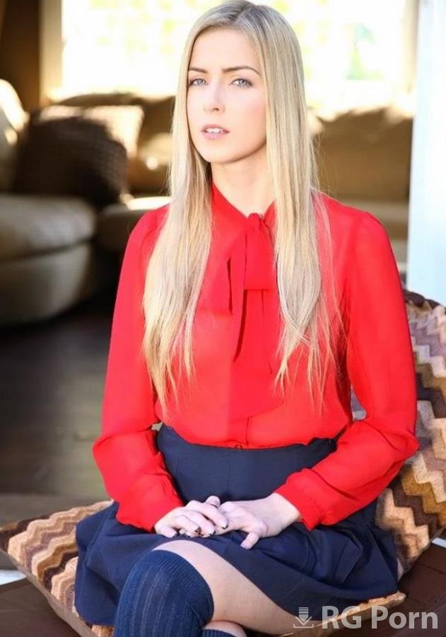 Abigaile Johnson - Sweeter Than Sweet  1080p FullHD