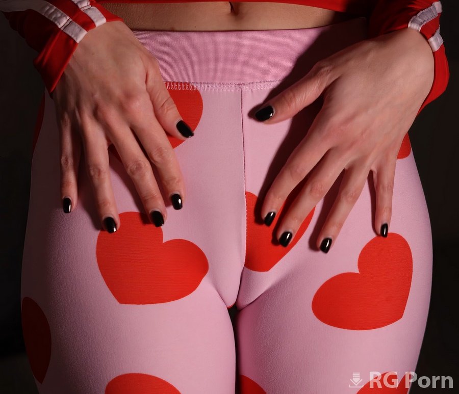 Mia Foster - Horny Ex Can You Rub My Pussy With Oil But Don't Penetrate 2160p UltraHD/4K