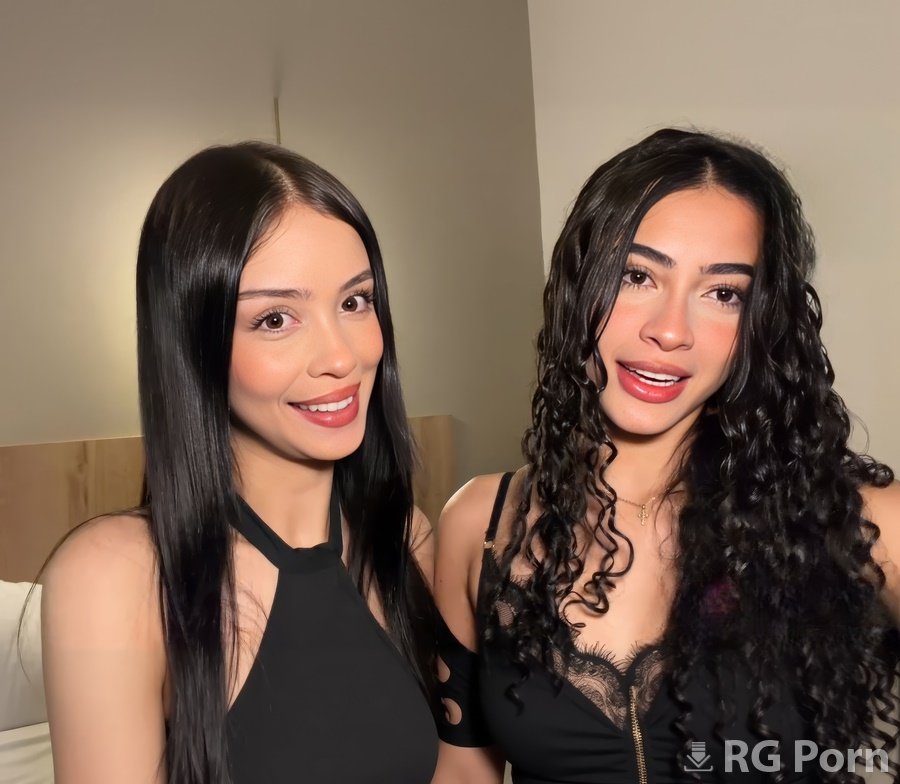 Skinnycurly, Kattedoll - Video Call Threesome Sextape 1080p FullHD