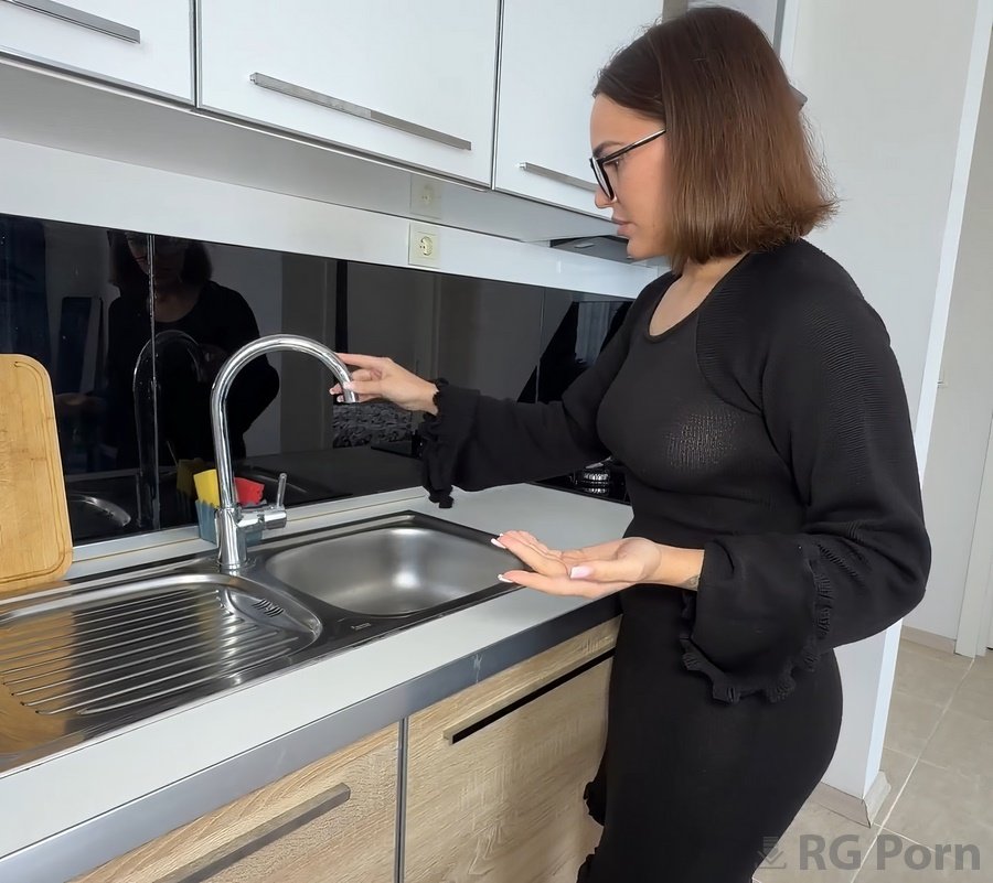 Merida Sat - The Wife Cheated On Her Husband With A Plumber 1080p FullHD
