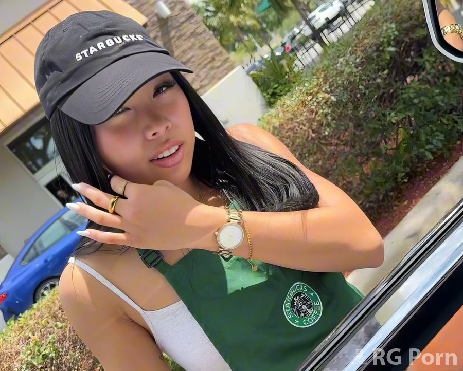 Vivienne Vo - Cute Starbucks Girl Gets Fucked During Her Shift In My Rolls Royce 720p HD