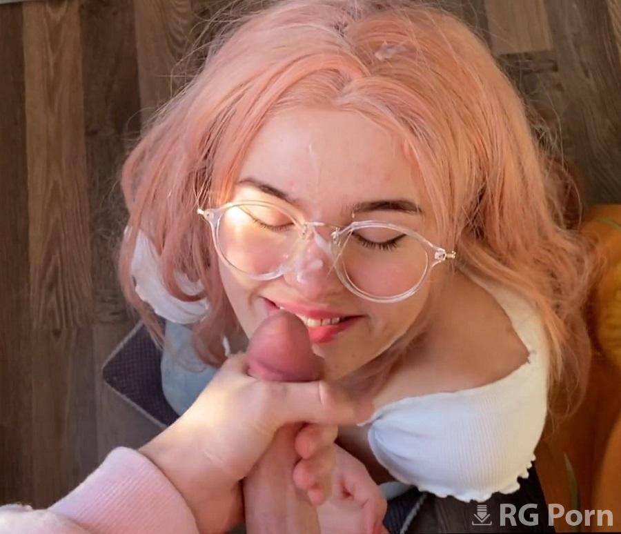 Mira David - Cumshot On Cute Teen In Glasses 1080p FullHD