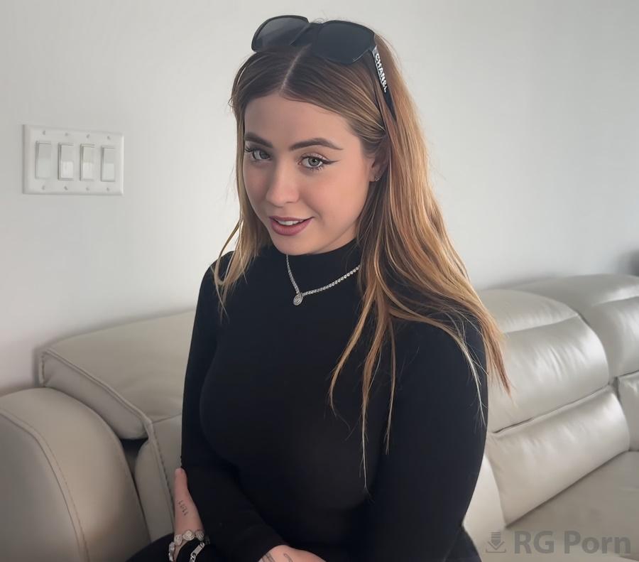 Rosie Ride - Beautiful Green Eyed Tinder Slut Fucks And Sucks On First Date 2160p UltraHD/4K