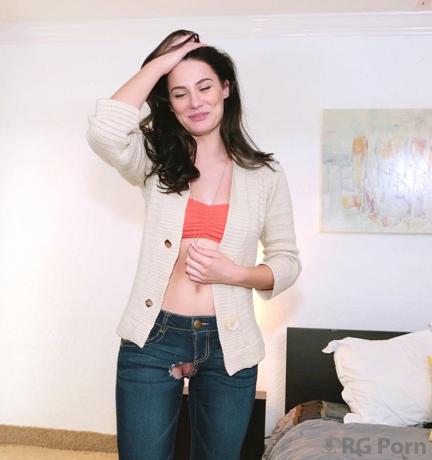 Kymberlee Anne - Suddenly Ripped Jeans Led to Sex 1080p FullHD